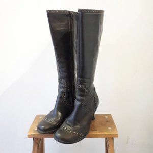 Rogue Fluevog boots, Size 7.5